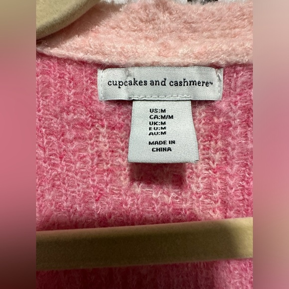 Cupcakes & Cashmere Pastel Pink Heart Valentine Varsity Knit Cardigan Sweater M - Picture 6 of 7